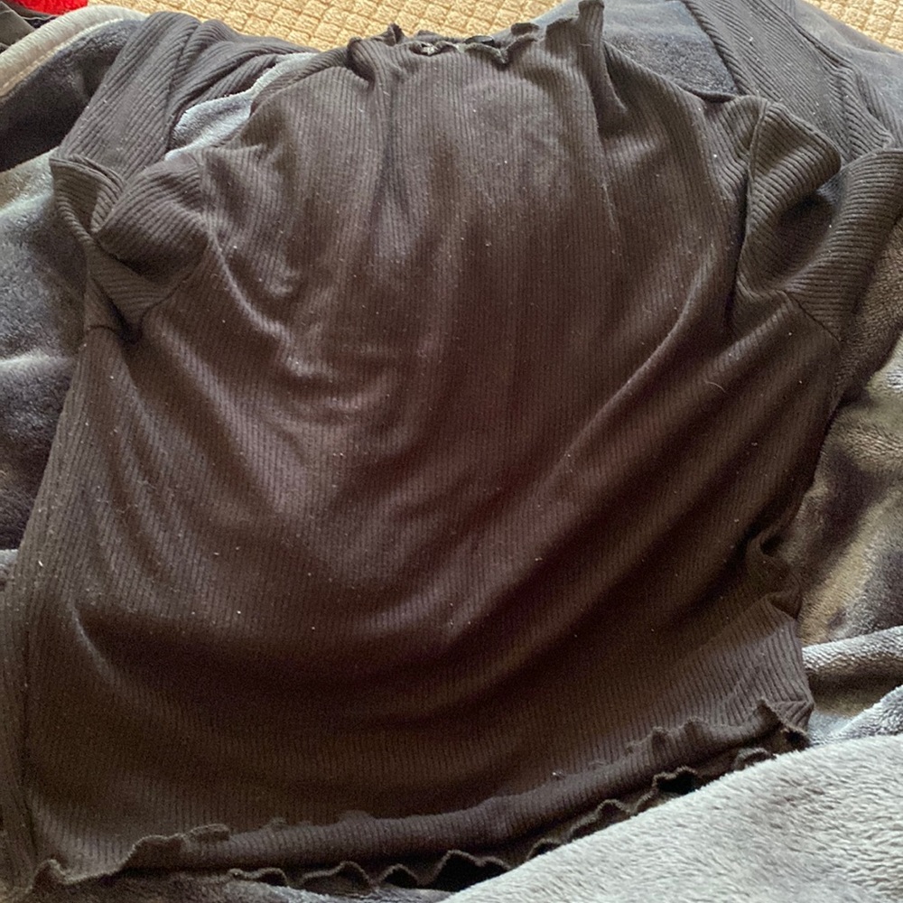 Black long sleeve Cropped shirt